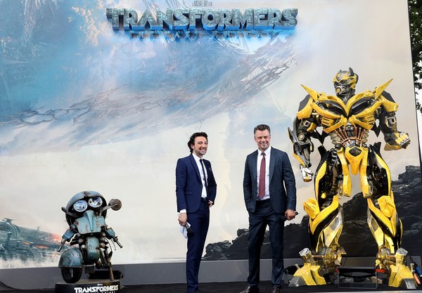 Transformers The Last Knight   Michael Bays Official Photos From Global Premiere In London  (19 of 136)
